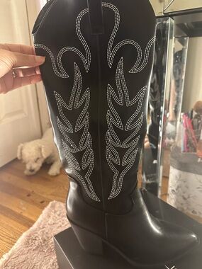 Women’s Black Western Stitch Knee-High Boot